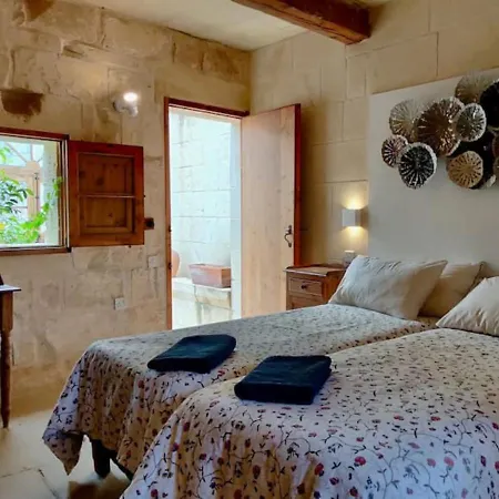 Ta Marija Villa Xagħra